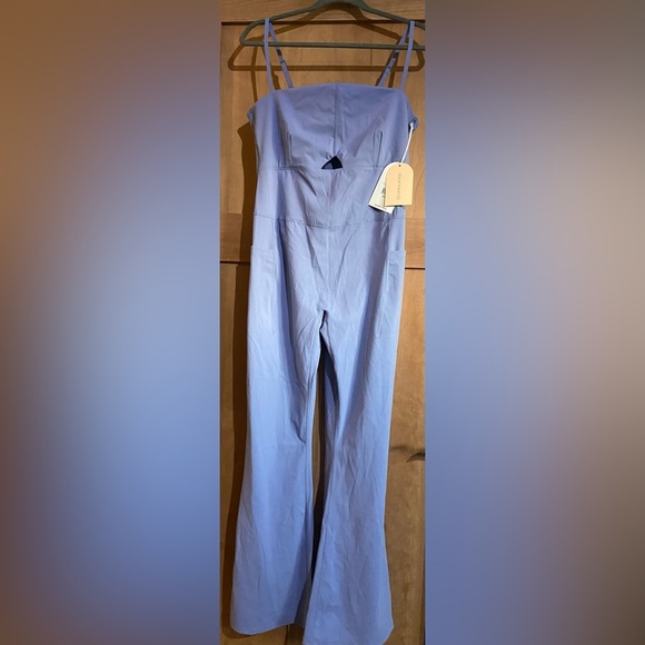 Chic Purple Jumpsuit with Spaghetti Straps - Picture 7 of 7